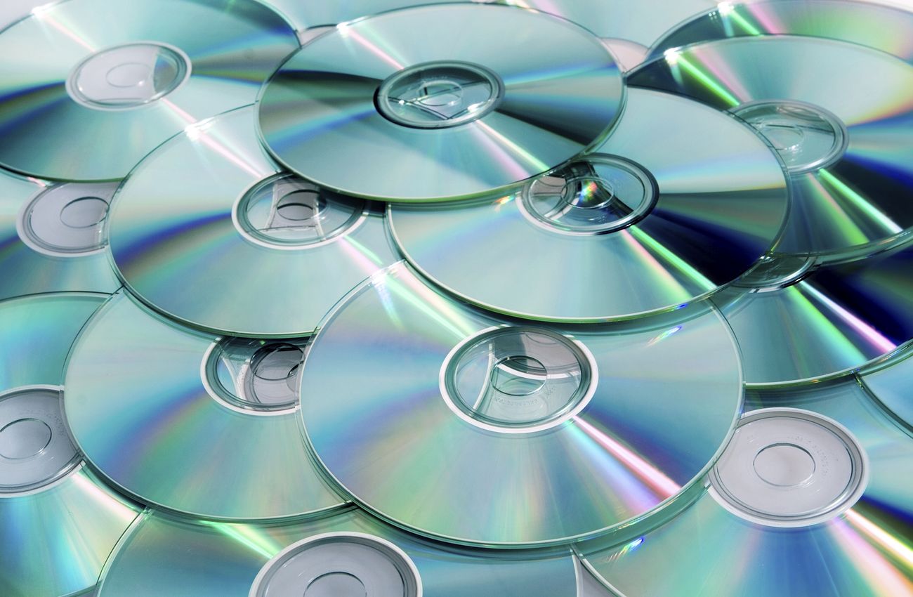 Free compact disc retro background